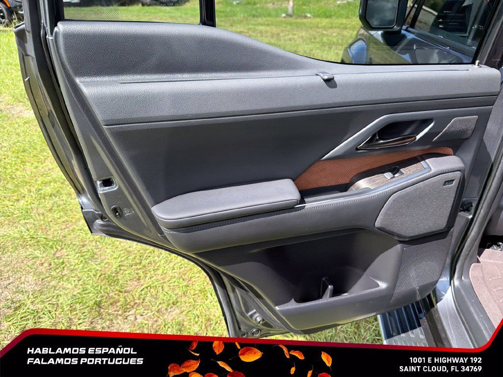 Used 2025 Lexus GX 550 w/ Cold Area Package AWD/4WD image 21