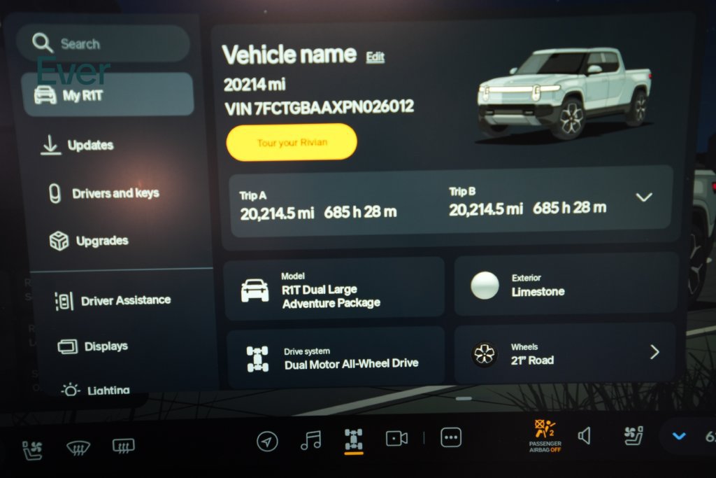 Used 2023 Rivian R1T Adventure Dual AWD/4WD image 7