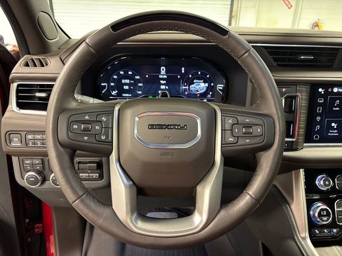 Certified 2024 GMC Yukon Denali w/ Advanced Technology Package AWD/4WD image 34