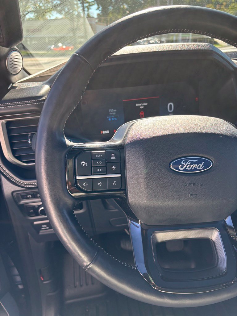 Used 2024 Ford F150 Lightning Platinum AWD/4WD image 17