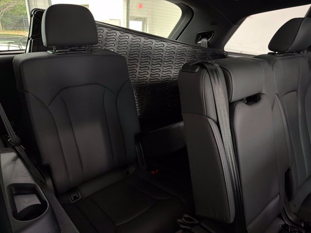 Used 2025 Audi Q7 3.0T Premium Plus AWD/4WD image 12