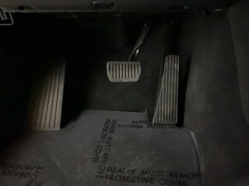 Used 2025 Volvo XC60 B5 Plus image 37