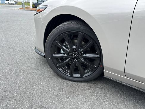 New 2026 MAZDA MAZDA3 Hatchback w/Premium Plus Pkg AWD/4WD image 27