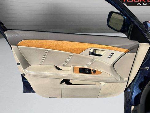 Used 2006 Toyota Avalon Limited image 9