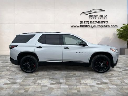 Used 2018 Chevrolet Traverse Premier w/ Redline Edition FWD image 8