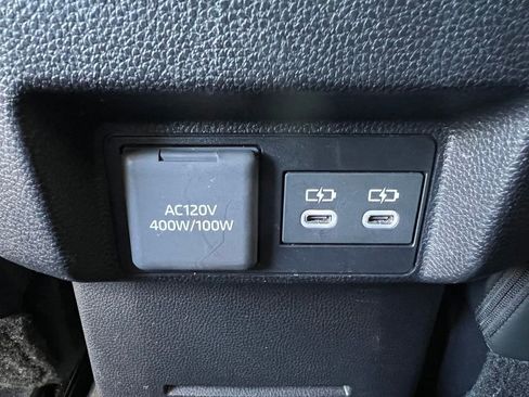 Used 2025 Toyota Tacoma Limited image 25