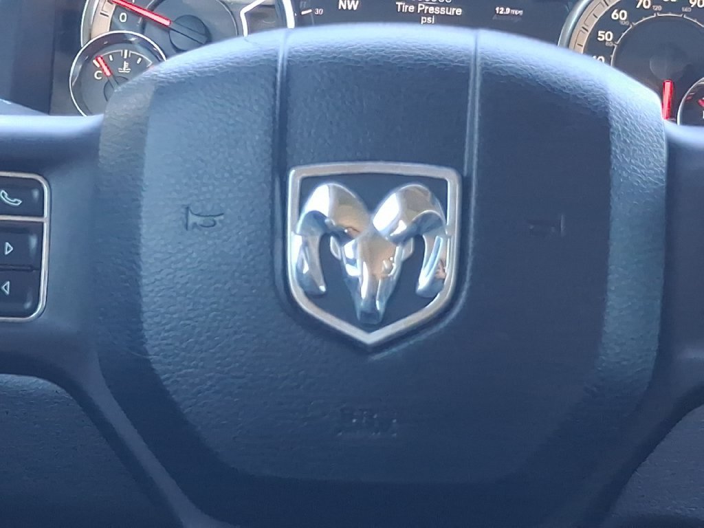 Used 2019 RAM 1500 Big Horn RWD image 5