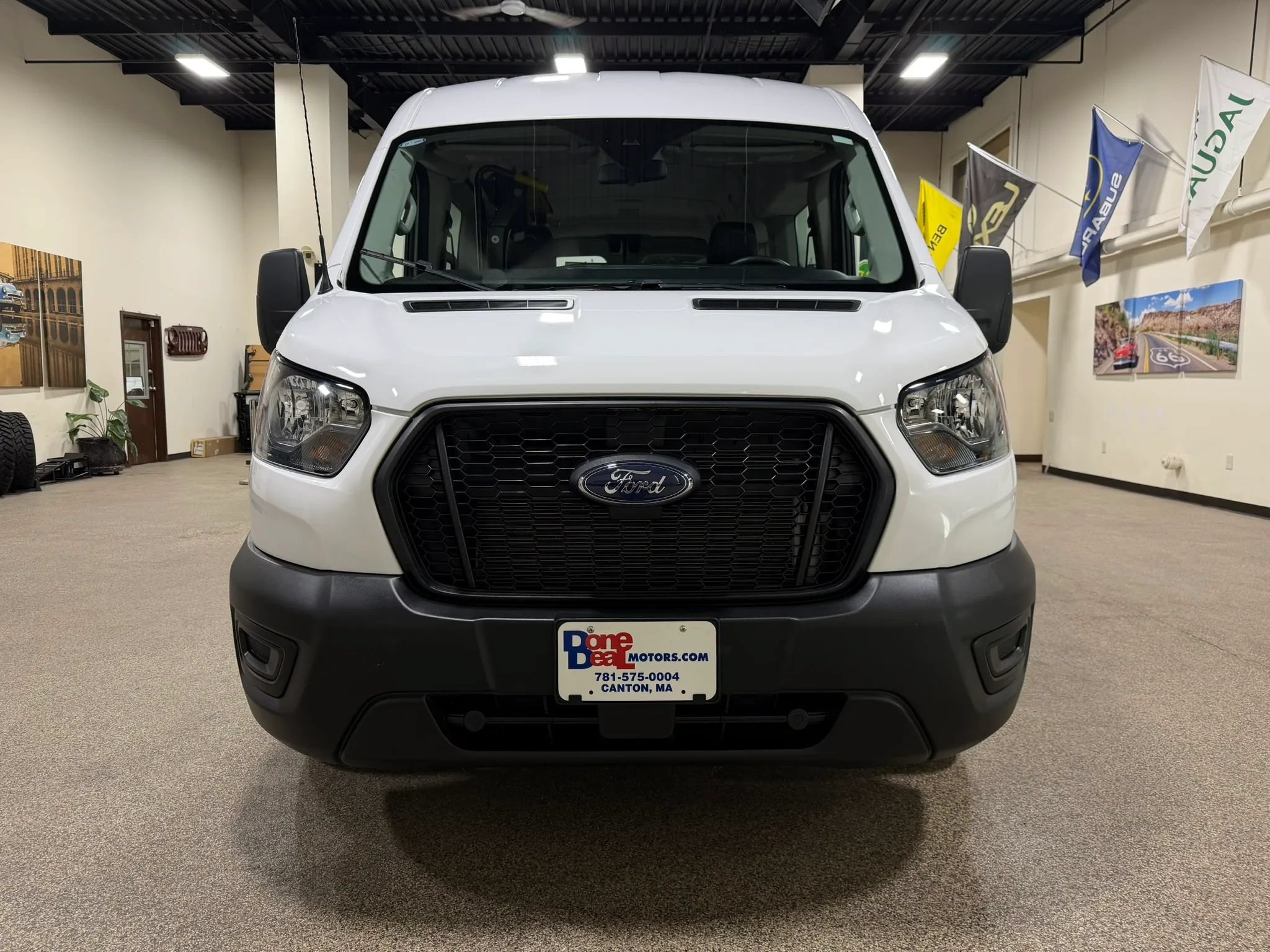 Used 2023 Ford Transit 350 XL RWD image 3