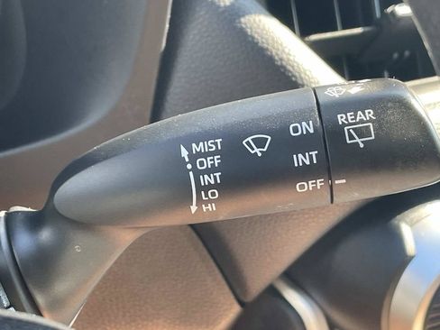 Used 2023 Toyota RAV4 LE FWD image 31