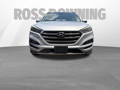 Used 2017 Hyundai Tucson Limited w/ Limited Ultimate Package 03 AWD/4WD image 2