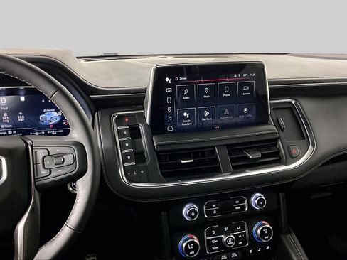 Certified 2023 GMC Yukon XL AT4 w/ AT4 Premium Package AWD/4WD image 7
