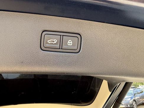 Used 2021 Genesis GV80 3.5T w/ Prestige Package 07 AWD/4WD image 35