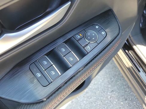 New 2026 Nissan Kicks SR w/ Cold Weather Package AWD/4WD image 17