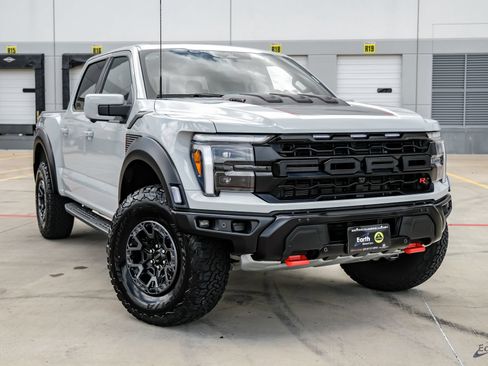 Used 2026 Ford F150 Raptor w/ Equipment Group 803A Raptor R AWD/4WD image 24
