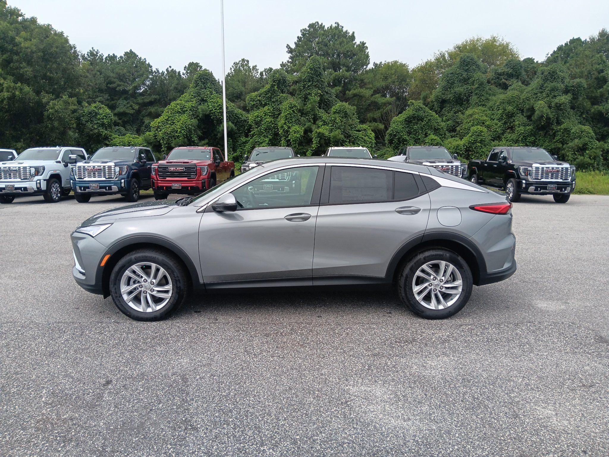 New 2026 Buick Envista Sport Touring w/ Convenience I Package FWD image 2