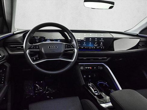 Certified 2025 Audi Q5 Premium Plus w/ Premium Plus image 19