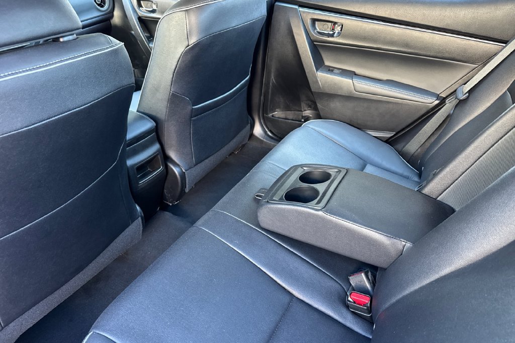 Certified 2019 Toyota Corolla XLE FWD image 11