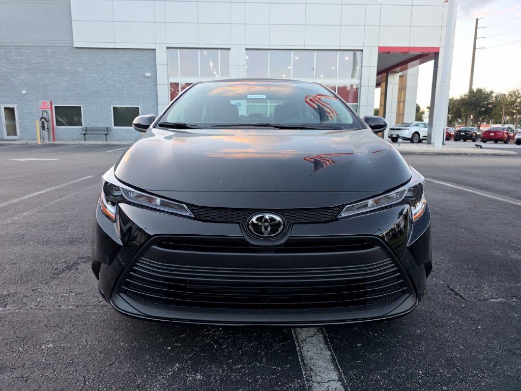 New 2027 Toyota Corolla LE FWD image 2