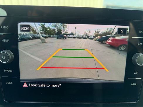 New 2026 Volkswagen Taos SEL image 19