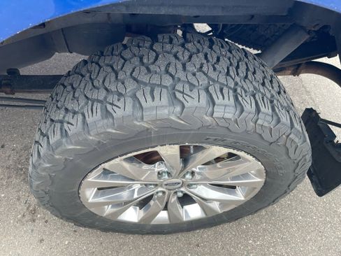 Used 2017 Ford F150 XLT w/ Equipment Group 302A Luxury image 9