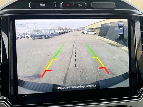 Used 2022 Ford F350 Lariat w/ Chrome Package image 19