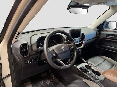 Used 2024 Ford Bronco Sport Outer Banks AWD/4WD image 9