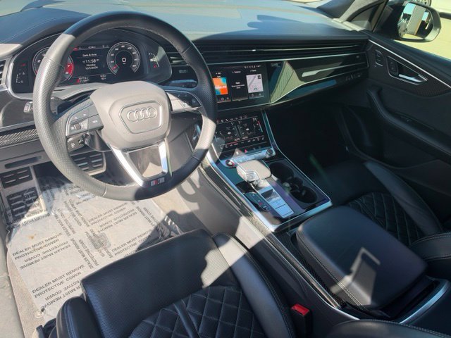 Used 2023 Audi SQ8 Prestige AWD/4WD image 16