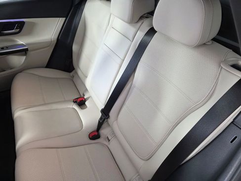 New 2026 Mercedes-Benz GLC 300 image 13