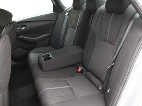 Used 2024 Honda Accord Sport image 11