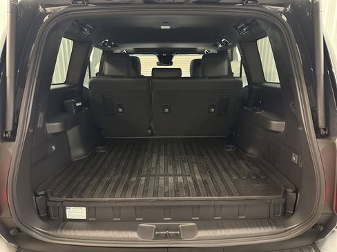 Used 2026 Toyota Land Cruiser image 32