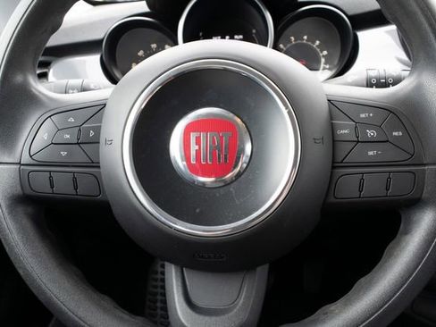 Used 2017 FIAT 500X Pop image 23