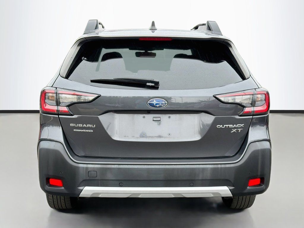 Used 2024 Subaru Outback Limited XT AWD/4WD image 6