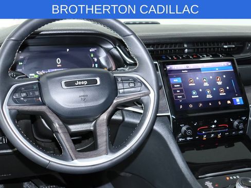 Used 2023 Jeep Grand Cherokee 4WD 4xe image 19