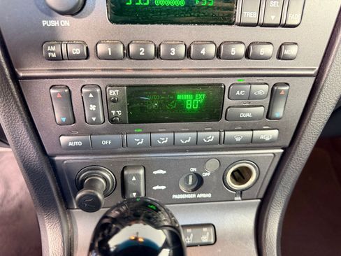 Used 2003 Ford Thunderbird RWD image 16