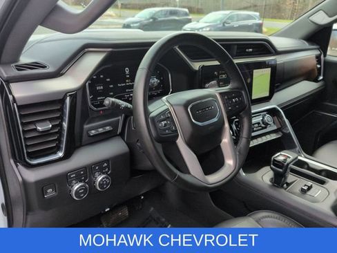 Used 2024 GMC Sierra 1500 Denali w/ Technology Package image 11