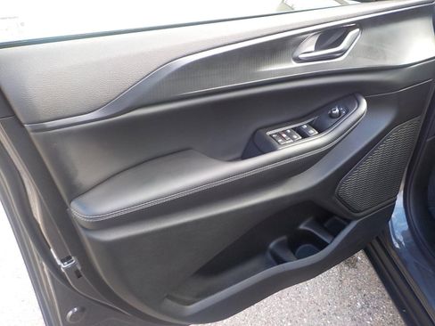 New 2025 Jeep Grand Cherokee 4WD image 18