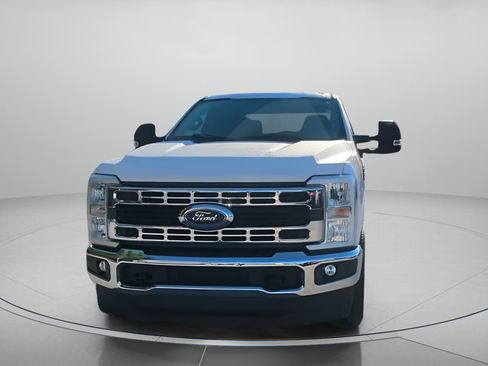 Certified 2024 Ford F250 XLT image 7
