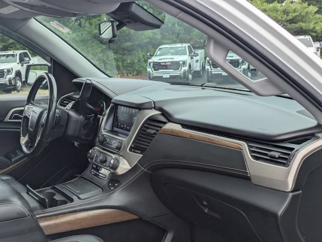 Used 2020 GMC Yukon Denali w/ Open Road Package AWD/4WD image 40