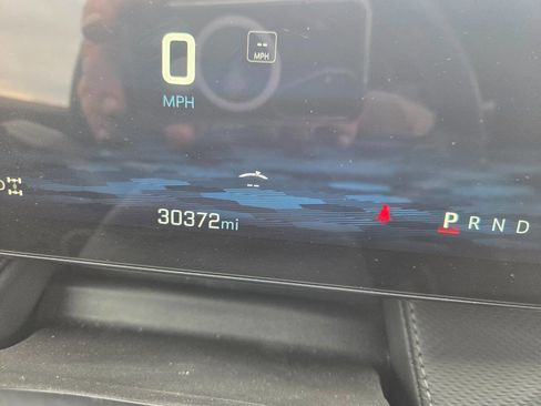 Used 2025 Chevrolet Equinox LT w/ Convenience Package II image 6