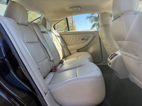 Used 2017 Ford Taurus SEL w/ Equipment Group 201A image 15