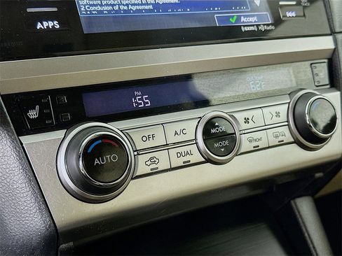 Used 2017 Subaru Outback 2.5i Limited image 24