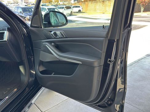 Certified 2023 BMW X7 xDrive40i w/ M Sport Package image 12