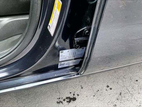 Used 2022 Chevrolet Silverado 1500 LT image 36