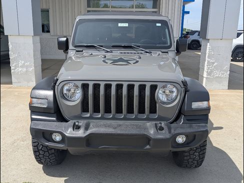 Used 2021 Jeep Wrangler Unlimited Sport AWD/4WD image 12
