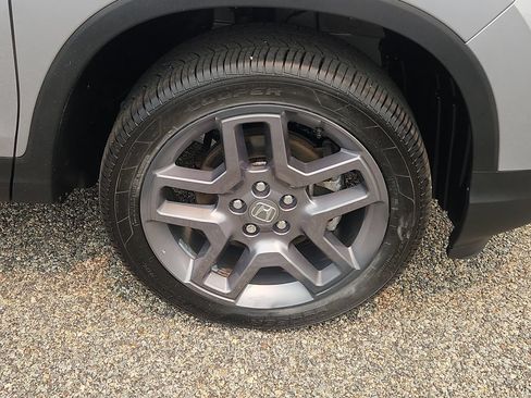 Certified 2023 Honda Passport EX-L image 10