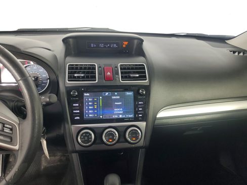 Used 2015 Subaru Crosstrek 2.0i Limited w/ Popular Package #2 image 16