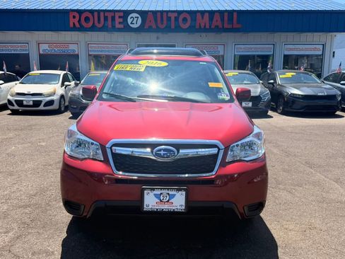 Used 2016 Subaru Forester 2.5i Premium w/ All-Weather Package AWD/4WD image 3