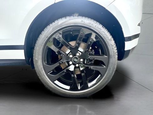 Certified 2026 Land Rover Range Rover Evoque S image 34