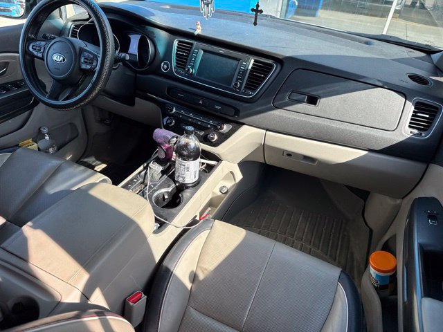 Used 2020 Kia Sedona EX FWD image 11