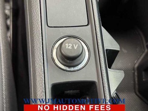 Used 2023 Audi Q3 2.0T Premium AWD/4WD image 40